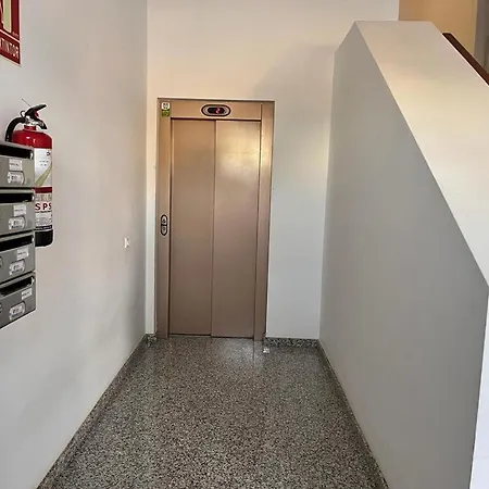Melo Vecindario-near Airport-elevator-garage Appartamento *